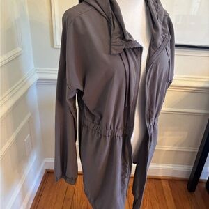 Zella Hooded Lightweight layering…great for travel:)